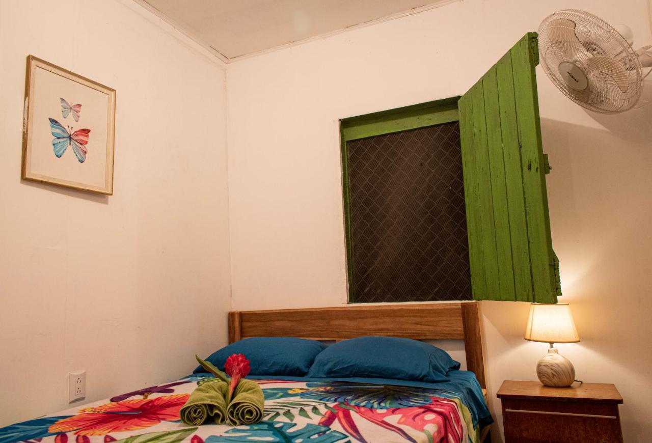 Finca D'Elia Lodge بويرتو ليمون المظهر الخارجي الصورة